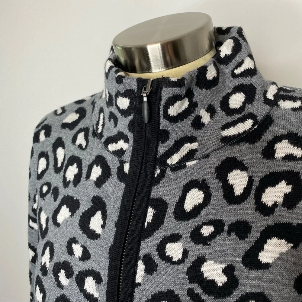 Rachel Zoe Grey and Black Leopard Full Zip Front Sweater Cardigan